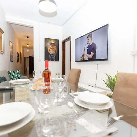 Starboard Gzira 4 Bedroom Appartement *